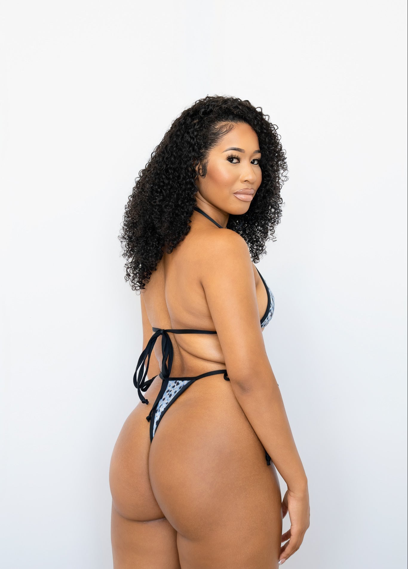 Kami String Top